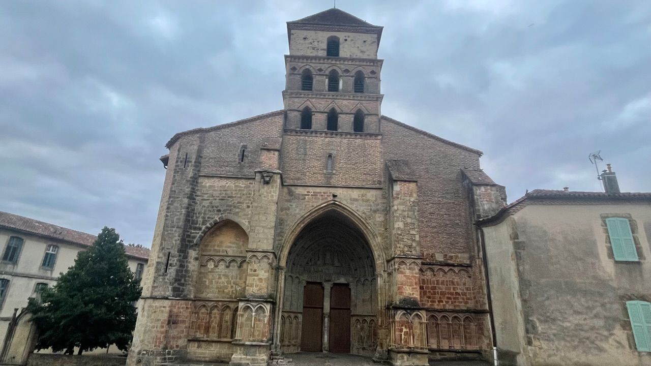 S04 - E03 De Aire-sur-l’Adour à Arzacq-Arrizaguet - des Landes à la porte du Béarn